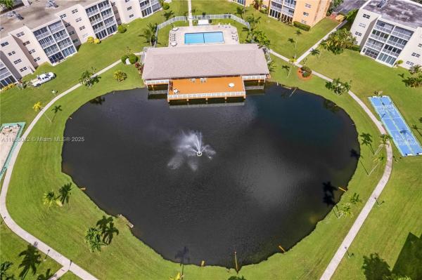 Meadowbrook Lakes, 206 SE 10th St #303, Dania Beach, Florida 33004, image 1