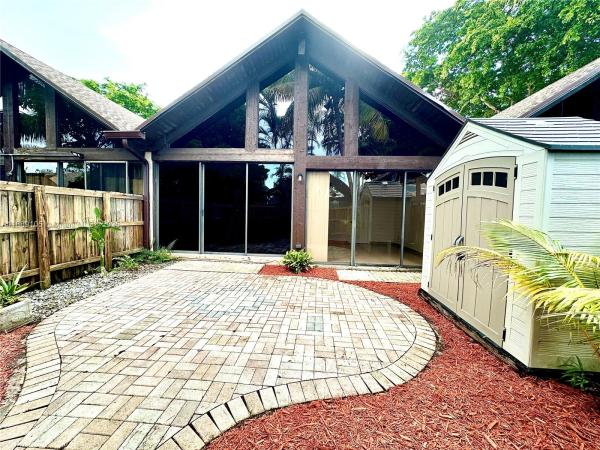 Village Townhouses At Jacaranda, Plantation, Florida 33324, image 1