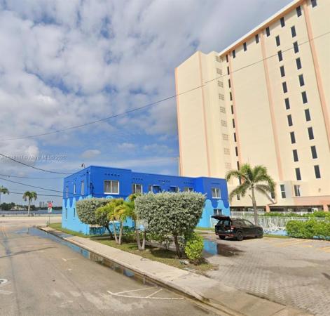 Hollywood Beach, 809 S Ocean Dr A-d #A-D, Hollywood, Florida 33019, image 1