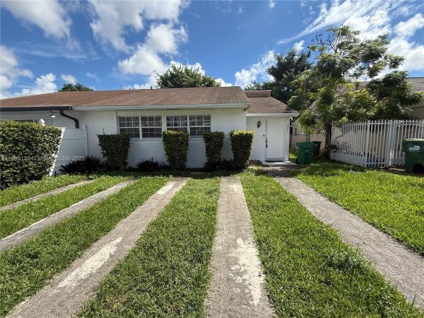 307 SW 96th Ct #2, Unincorporated Dade County, Florida 33174, image 1