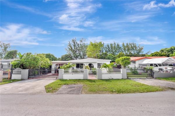 2580 SW 69th Ave, Unincorporated Dade County, Florida 33155, image 1