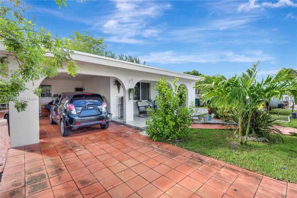 Coral Lane, 2580 SW 69th Ave, Coral Terrace, Florida 33155, image 3