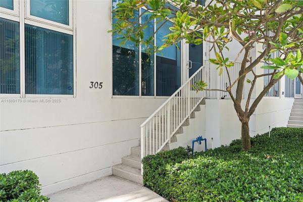 Paramount Bay, 305 NE 20th Ter #104, Miami, Florida 33137, image 1
