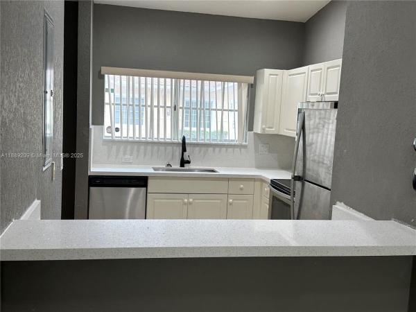 Pembroke Place, 3944 SW 48th Ave, Pembroke Park, Florida 33023, image 1