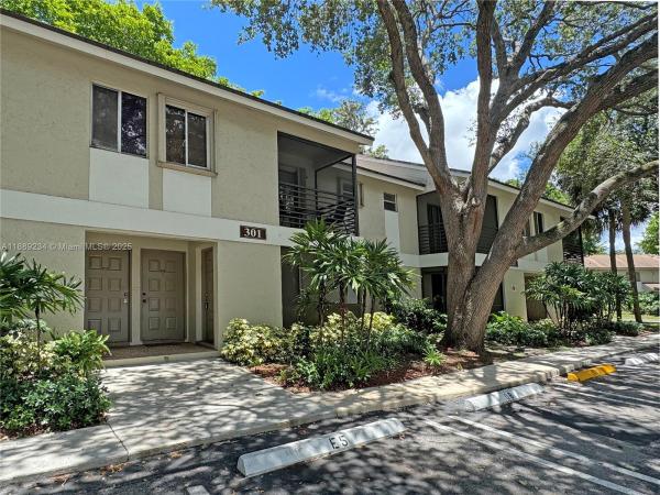 The Gardens North At Palm-Aire, 301 Gardens Dr #102, Pompano Beach, Florida 33069, image 2
