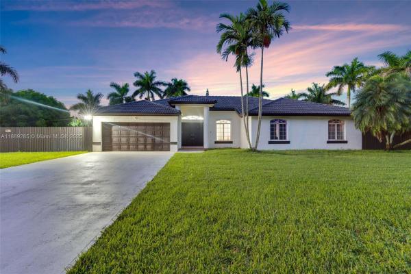 18821 SW 293rd Ter, Unincorporated Dade County, Florida 33030, image 1