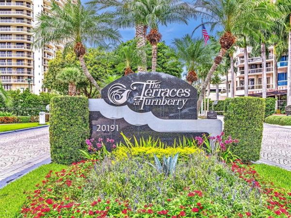 Terraces North Turnberry, 20191 E Country Club Dr #511, Aventura, Florida 33180, image 1