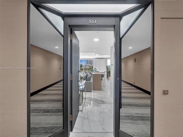 Terraces North Turnberry, 20191 E Country Club Dr #511, Aventura, Florida 33180, image 3