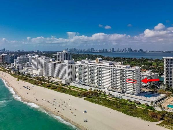 The Pavilion, 5601 Collins Ave #1001, Miami Beach, Florida 33140, image 2