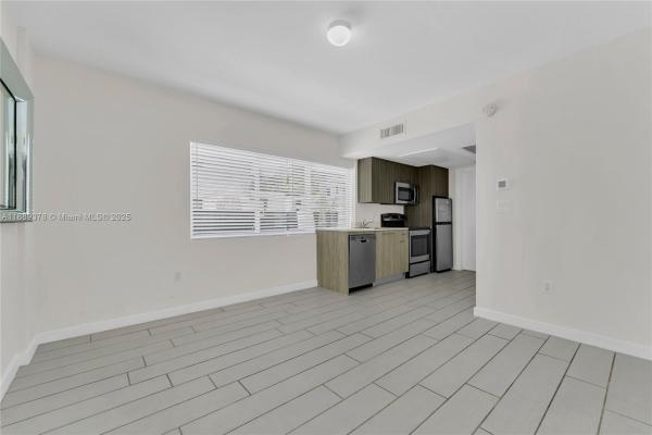740 Meridian, 740 Meridian Ave #18, Miami Beach, Florida 33139, image 1