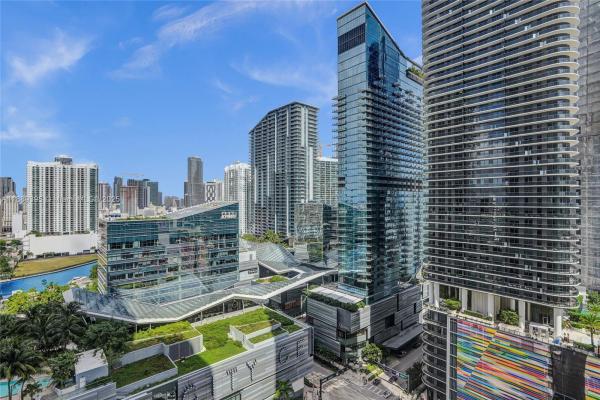 Brickell Heights West, 55 SW 9th St #2201, Miami, Florida 33130, image 1