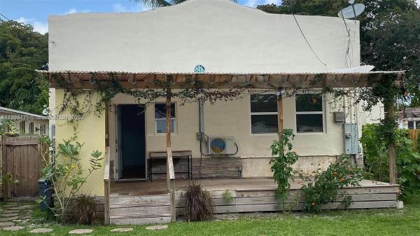 Hollywood South Side, 1932 Dewey St, Hollywood, Florida 33020, image 1