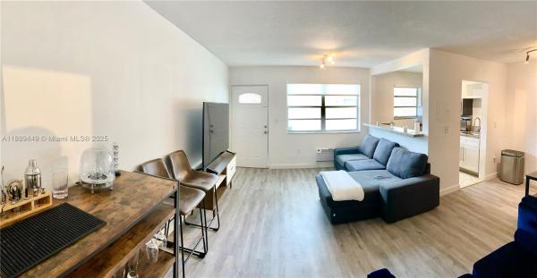 Victory, 734 Meridian Ave #4, Miami Beach, Florida 33139, image 3