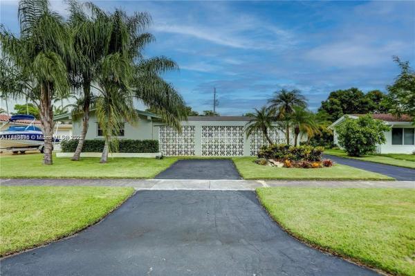 Hollywood Hills, Hollywood, Florida 33021, image 1