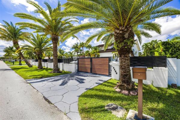 3800 SW 128th Ave, Unincorporated Dade County, Florida 33175, image 1