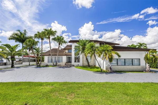 J G Heads Farms, 3800 SW 128th Ave, Tamiami, Florida 33175, image 3