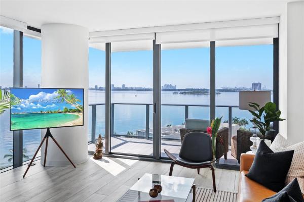 Paraiso Bay, 650 NE 32 St #707, Miami, Florida 33137, image 1