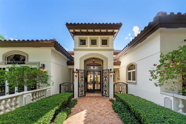 North Pinecrest, 6350 SW 92nd St, Pinecrest, Florida 33156, image 3