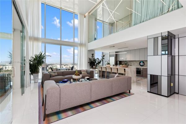 Ten Museum Park Residential, 1040 Biscayne Blvd #4207, Miami, Florida 33132, image 1