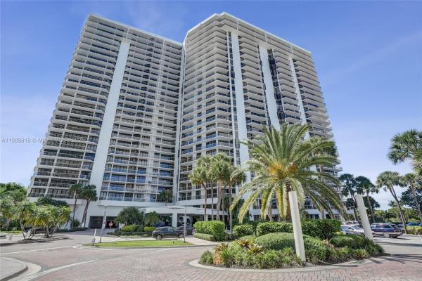 Hamptons West, 20281 E Country Club Dr #2110, Aventura, Florida 33180, image 1