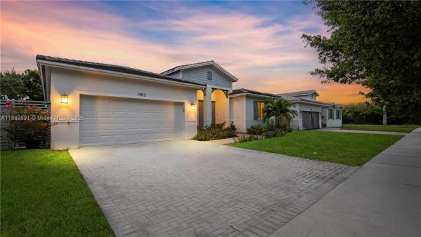 1812 NE 2nd St, Homestead, Florida 33033, image 1