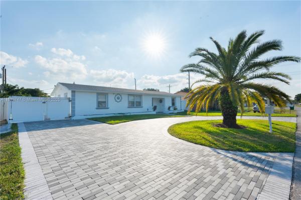 Beverly Park, 6390 Plunkett St, Hollywood, Florida 33023, image 1