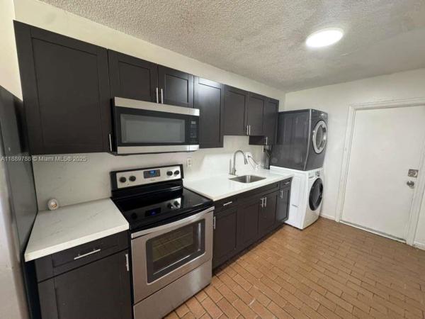 Washington Park, 2710 NW 11th Pl #1-2, Fort Lauderdale, Florida 33311, image 1