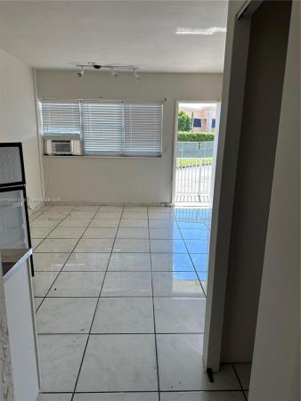 Knights Inn Hallandale, 26 Diplomat Pkwy #2248, Hallandale Beach, Florida 33009, image 1