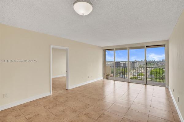 Greenwich, 1470 NE 123rd St #A1213, North Miami, Florida 33161, image 2