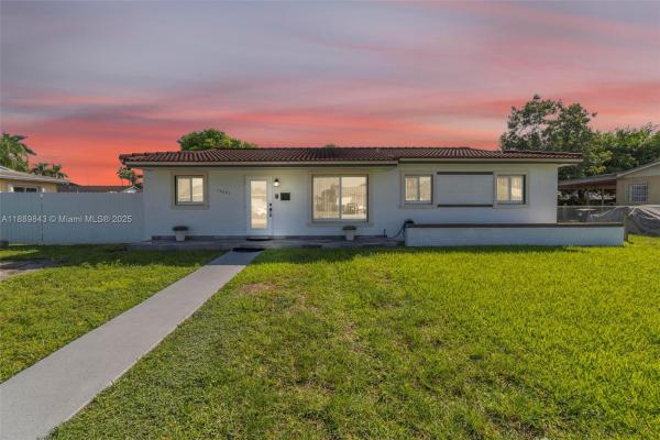 15265 SW 100th Ct, Unincorporated Dade County, Florida 33157, image 1