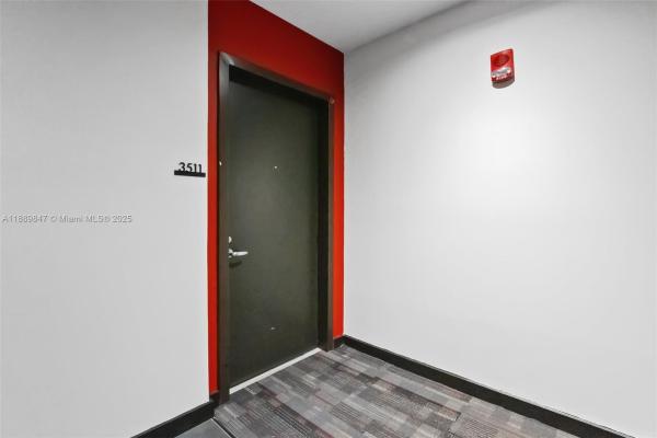 Centro, 151 SE 1st St #3511, Miami, Florida 33131, image 1