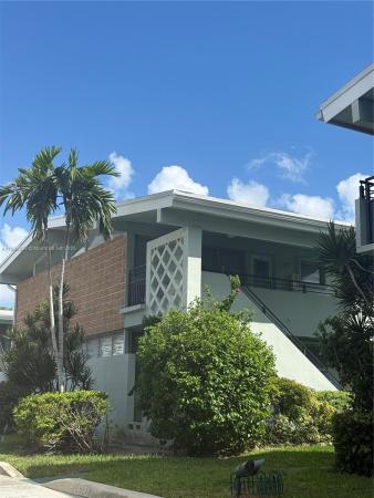 1060 Condo, 1070 98th St #11, Bay Harbor Islands, Florida 33154, image 1