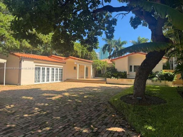 Beach View, 6015 Pine Tree Dr, Miami Beach, Florida 33140, image 1