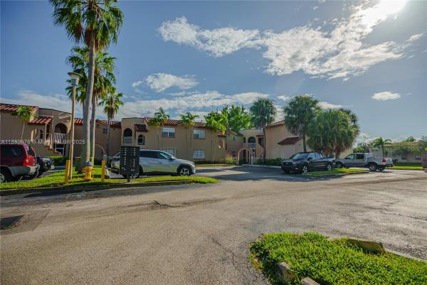 Windmill Lakes, 8630 SW 3rd St #102, Pembroke Pines, Florida 33025, image 1
