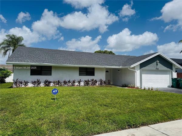 Boulevard Woods North, 4950 NW 72nd Ter, Lauderhill, Florida 33319, image 2