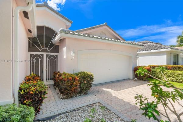 Valencia Isles, 11155 Mandalay Way, Boynton Beach, Florida 33437, image 2