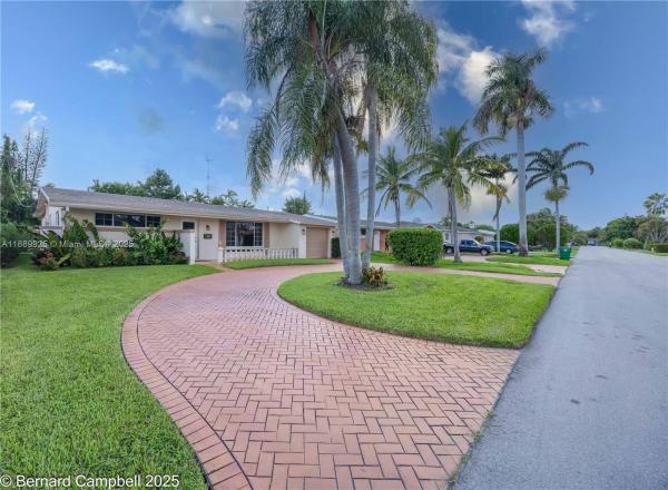 Miramar Isles, 6612 Dahlia Dr, Miramar, Florida 33023, image 2