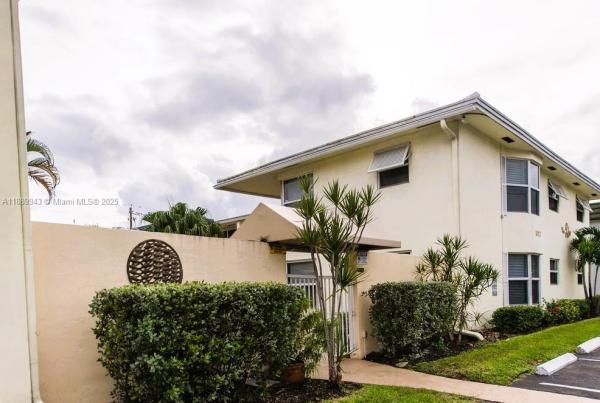 The Patio, 1012 SE 15th St #3, Fort Lauderdale, Florida 33316, image 1