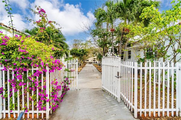 Oasis On The Beach, 8335 Crespi Blvd #4, Miami Beach, Florida 33141, image 1