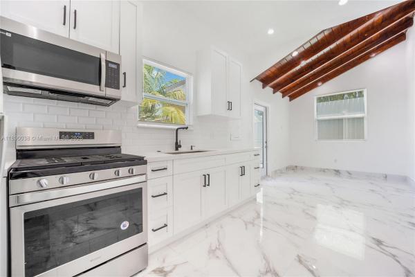 New Silver Crest, 2512 SW 14th St #R, Miami, Florida 33145, image 1