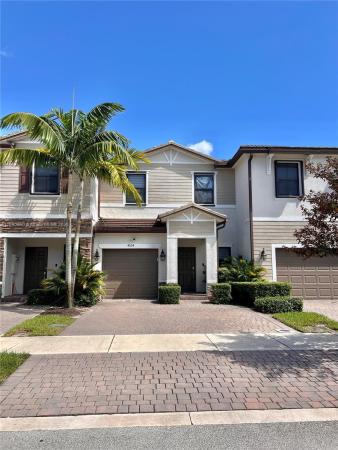 Palomino Lake, 4654 Santa Cruz Way, Davie, Florida 33314, image 1