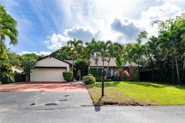 5441 SW 155th Pl, Unincorporated Dade County, Florida 33185, image 1