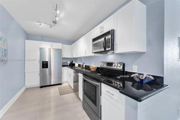 401 Blu Of North Beach, 401 69th St #1606, Miami Beach, Florida 33141, image 3