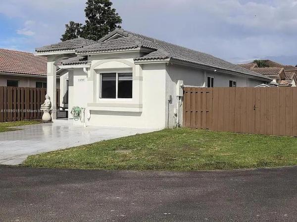 14341 Sw 151st Ct, Unincorporated Dade County, Florida 33196, image 1