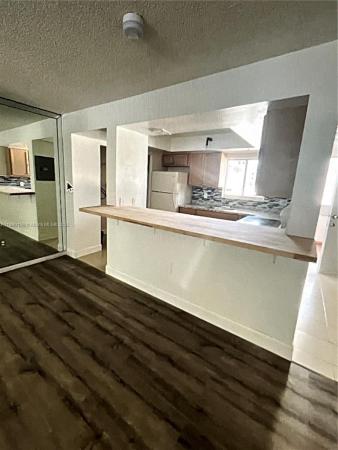 Poinciana Village, 201 NW 7 St #206, Miami, Florida 33136, image 1