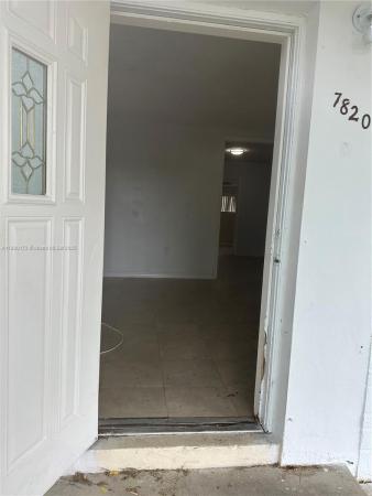 7820 NW 175th St, Hialeah, Florida 33015, image 1