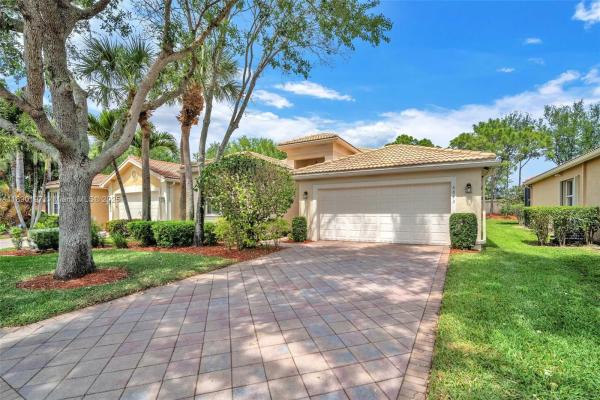 Valencia Pointe, 6843 Montrose Way, Boynton Beach, Florida 33437, image 1