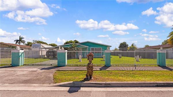 715 NW 9th Ave, Homestead, Florida 33034, image 3