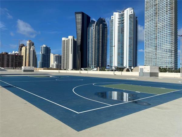 Plaza Of The Americas, 16919 N Bay Rd #919, Sunny Isles Beach, Florida 33160, image 2