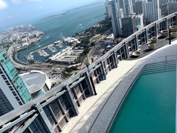 Paramount Miami Worldcenter, 851 NE 1st Ave #2702, Miami, Florida 33132, image 1